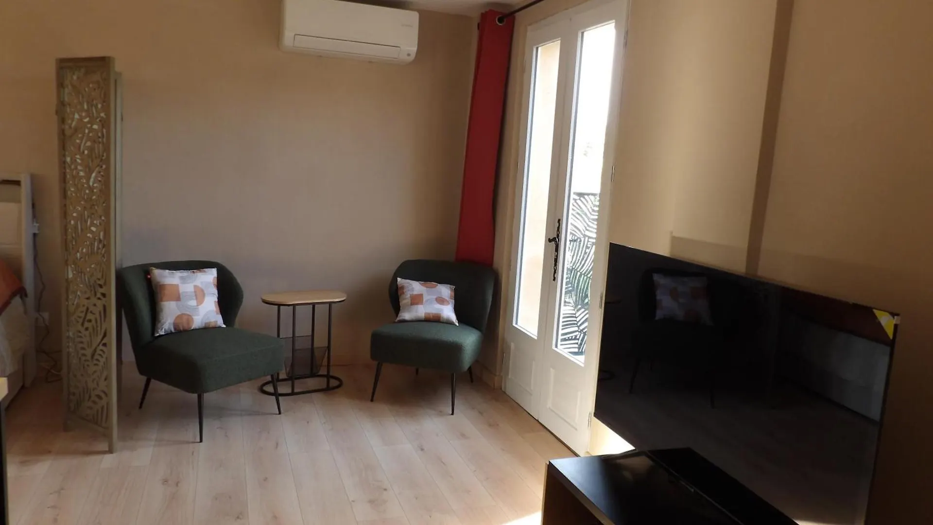 Bed & Breakfast L' Amandier Salernes